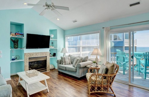 Village of Stump Sound House | Oceanfront|Communtiy Pool
