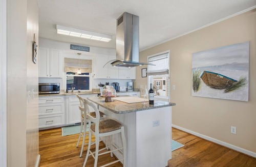 North Topsail Beach House | Oceanfront Retreat w/Hot Tub & Game Room!
