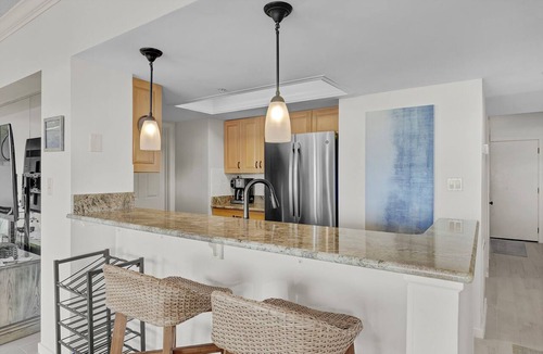 Shell Island Condo | Oceanfront 3BR Condo w Pool, Balcony Views & Direct Beach Access