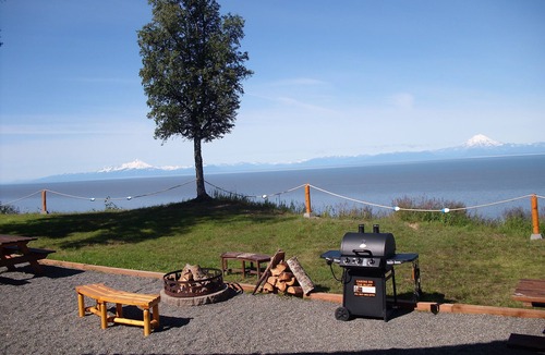 Clam Gulch Cabin | Oceanfront Vacation Cabin Rental near Ninilchik, Alaska