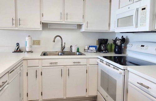 Litchfield by the Sea Condo | Oceanfront w/Lazy River! Rare floorplan, Nicely Furnished, 2BRs-Bridgewater 507
