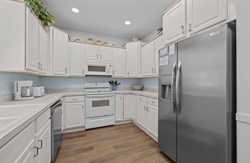 Emerald Isle House | Oceanside Interior Home,Private Pool,Golf Cart,Beach Access,in Spinnaker's Reach