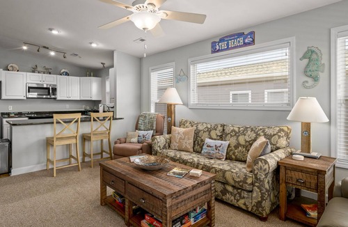 Sunset Beach Condo | OCEANVIEW, 3 MIN WALK TO BEACH, KID-FRIENDLY, LINENS INCLUDED, FULLY STOCKED