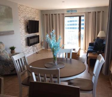 Myrtle Beach Apartment | OCEANVIEW END UNIT w/ Elevator Bluewater Villa II