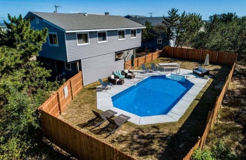 Sandbridge House | OceanView/pool/petsOK,beach100 ft,/upper deck, 5Bed2.5BA