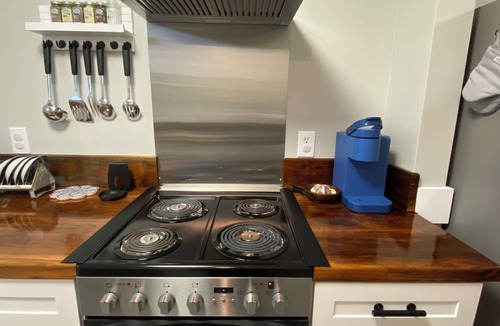 Claudville House | Old Mills Farm - Privacy and Solitude on 32 Acres - Perfect Couples Getaway