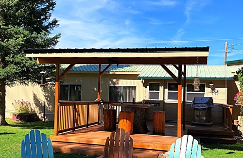 Darby Cabin | On the Bitterroot River!