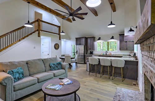 Dahlonega Cabin | On the River with Arcade, Firepit & Pet Friendly!