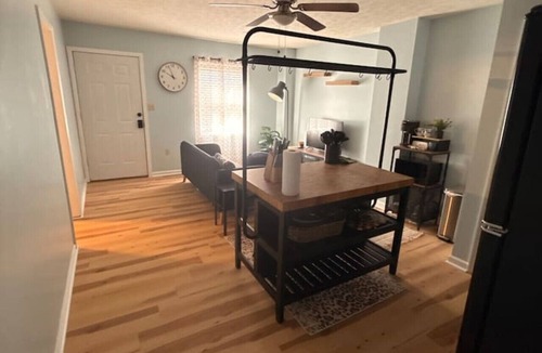 Dublin Apartment | One Bed/One Bath hideaway near VA Hospital
