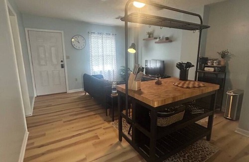 Dublin Apartment | One Bed/One Bath hideaway near VA Hospital