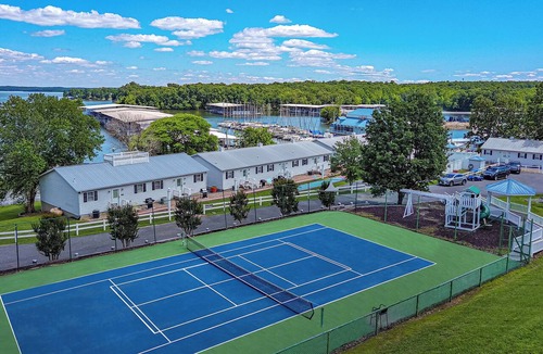 Grand Rivers Condo | One Bedroom Marina View Condo