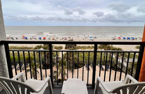 Myrtle Beach House | One Bedroom Oceanfront Condo - Sleeps 6