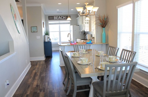 North Carolina Coast House | One Block to Beach+Water Views+Perfect Family/Group Getaway+Large Outdoor Space