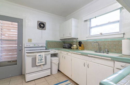 Wilmington House | Original details in a 1950's fun ranch on the municipal golf course!
