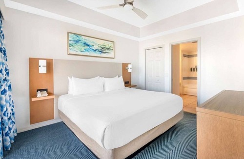 Bostroms Resort | Ormond Beach | Beach Escape | Pool & Ocean Access | 2BR Lockoff