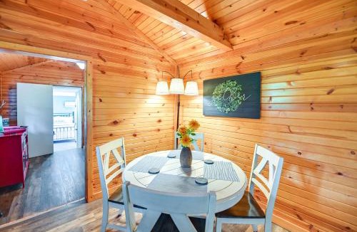 Harrodsburg House | ‘Our Lakeside Retreat’ w/Deck on Lake Herrington!