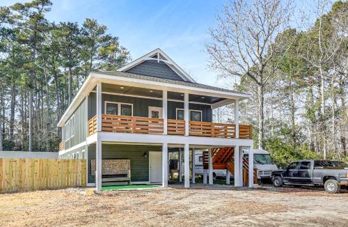 Wanchese Apartment | Outer Banks Couple’s Escape Near Beach & Gardens!