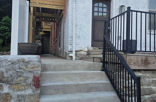 CUF House | Over-The-Rhine 4-bedroom 3 bathroom house with off street parking in Cincinnati