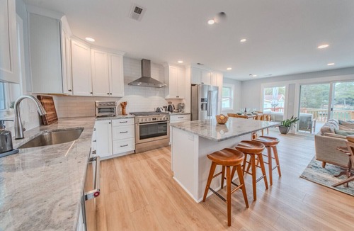 Hudgins House | Oyster Haven/Waterfront Retreat on Lanes Creek/Mathews, VA