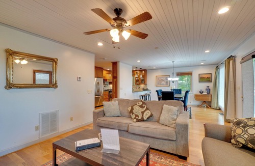 Byrdstown Cottage | Panoramic Lake Views! Dale Hollow Lake Cabin