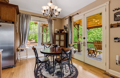 Bryson City House | Panoramic Mountain Retreat Sleeps 10 Hot Tub 4 Fireplaces Waterfalls Nearby