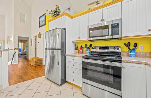 Corolla House | Paradise Cay: 5 Bedrooms, Private Pool, Hot Tub