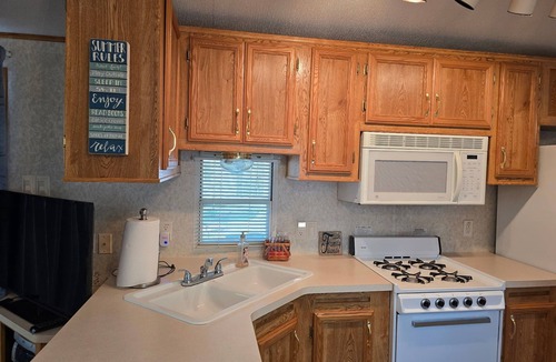 Pierceton RV Rental | Park model located at Yogi Jellystone Park. Not far from the beach.