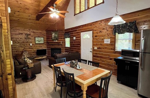 Eckerty Cabin | Patoka Lake Deluxe with Hot Tub Cabin #20 at Patoka 4 Seasons Resort
