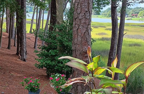 Carrollton House | Peace on the Brewers River with Panoramic Views.