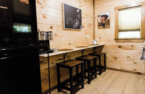 Salt Lick Cabin | Peaceful 2-bedroom home nestled in the Daniel Boone National Forest