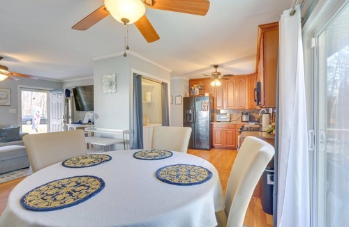 Cascade House | Peaceful 3BR Eden Home ,Fire Pit, Workspace,and Work Vehicle Parking!