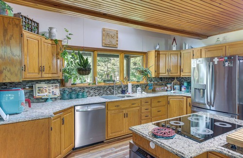 Portland Cabin | Peaceful Cabin Between Nashville & Bowling Green!