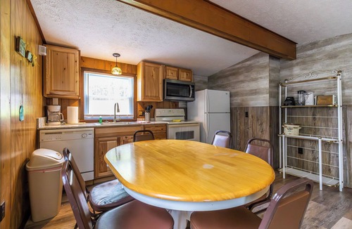 Benton Cabin | Peaceful Cabin on Kentucky Lake
