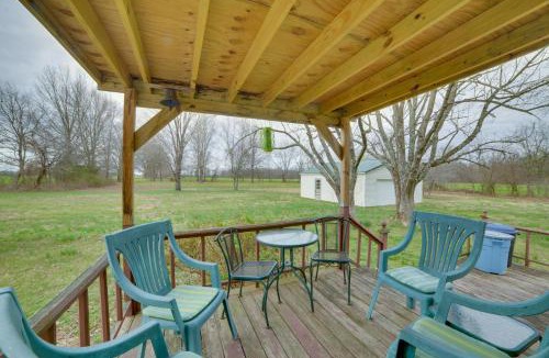 Almo House | Peaceful Hazel Cottage w/Deck & Yard!