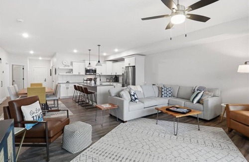 Camdenton Condo | Peaceful, Newly Built Lakefront Condo, w/PWC Slip, Screened Balcony, 2 Pools & Elevator