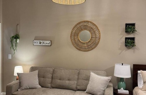 Kingston House | Peaceful Paint Rock Cottage-Pets OK-2 King beds-No Fuss Checkout