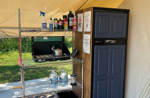 Vandalia RV Rental | Peaceful, Private 1-bedroom campground in Vandalia