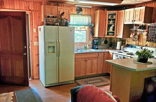 Mountain City Cabin | PEACEFUL SECLUDED CABIN IN MOUNTAIN CITY.