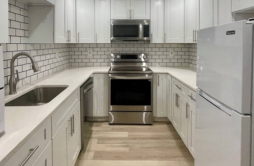 Springfield Apartment | Peaceful Unit with Scenic Views