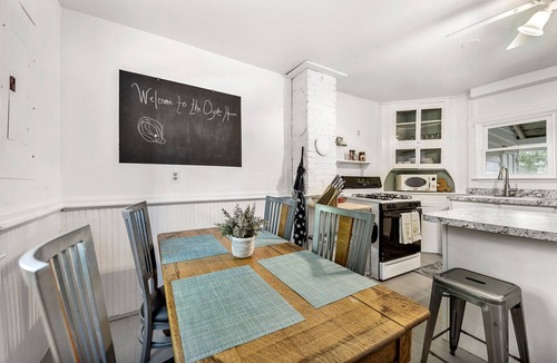Compton House | Peaceful Waterfront Retreat for Bird Lovers- Close to DC
