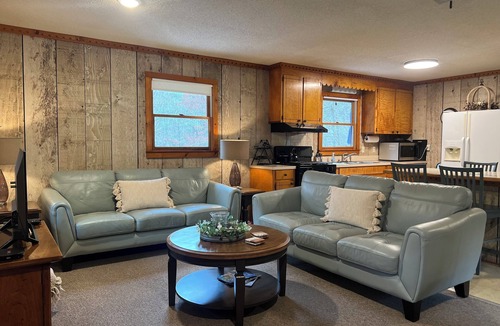 Laurel Springs House | Peak Creek Cabin in Laurel Springs