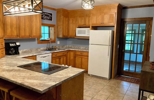 Mathiston House | Pecan Hill - Charming 3-bedroom farmhouse in peaceful Mathiston