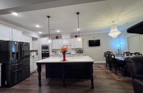Evans House | Perfect Masters Rental: 5Bed/4Bath in Jones Mill, 6 Miles from Augusta National
