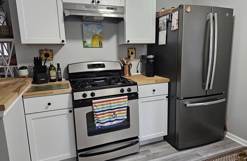 Wonder Lake Cottage | Pet Friendly ($50) 2b/1b Cottage with large yard just off the lake!
