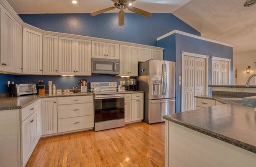 Stonecrest House | Pet Friendly, Hot Tub, Resort Amenities, Game Room - Off The Clock