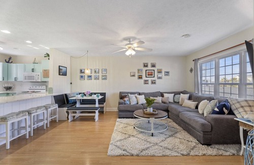 North Carolina Coast Villa | Pet-Friendly - Large Townhome - Steps to Beach