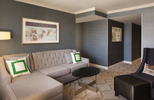 West End Hotel | Pets are Allowed Here! 4 One Bedroom Suite Units, Near the Wharf Complex