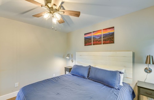Pickens Cottage | Pickens Cottage ~ 5 Mi to Table Rock State Park!