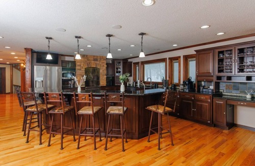 Stanton House | Pickleball Court | Theater | Hot Tub | Sleeps 14