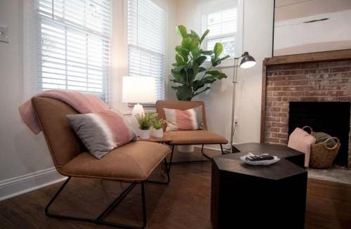 Greer House | Pink Door Cottage